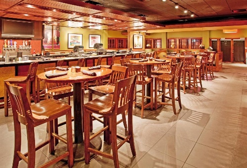 Holiday Inn At the Campus image 1